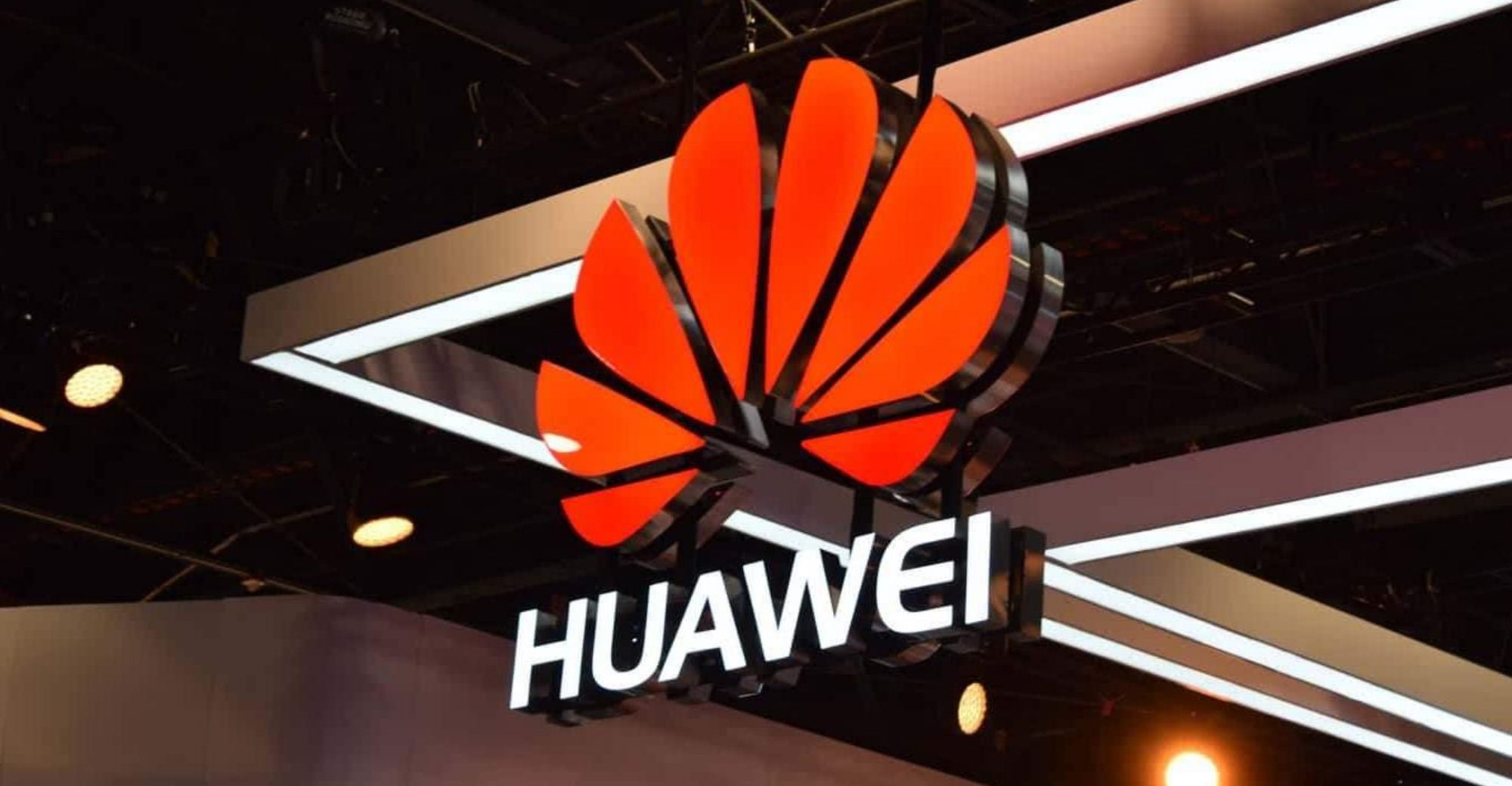 Huawei Press Conference Accused of Fraud, Ascend Community Responds