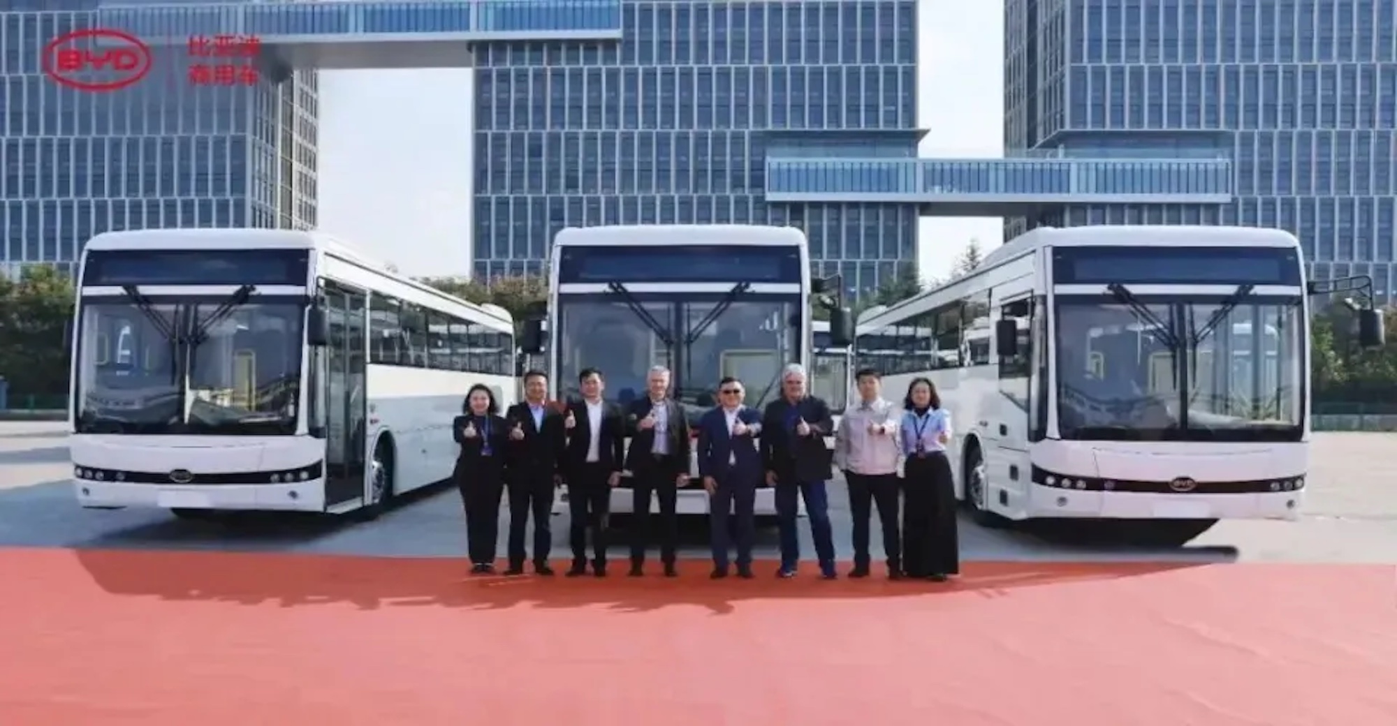 BYD Secures Order for 120 Electric Buses from South Africa; First Batch Rolls Off the Production Line