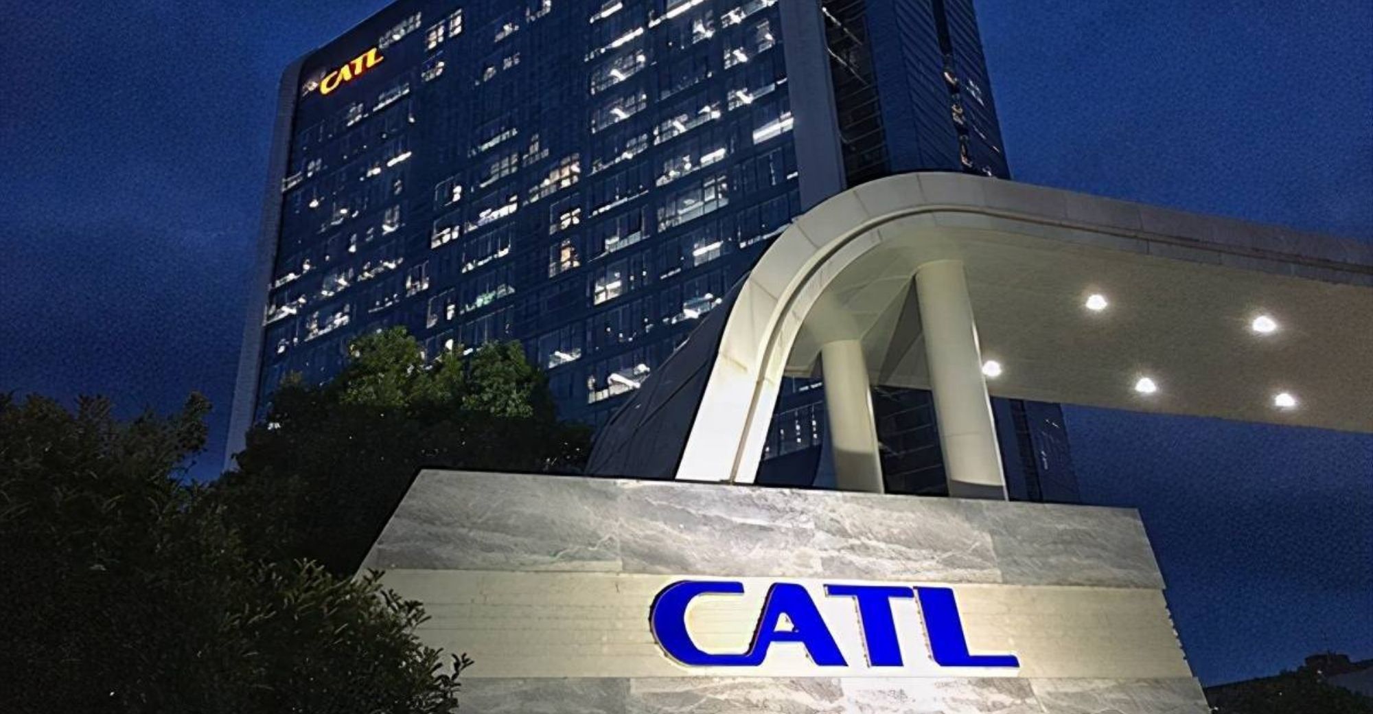 CATL Plans to Establish 10,000 Battery Swapping Stations Across China