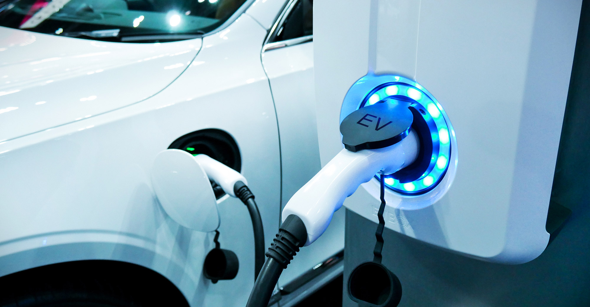 China Raises 2025 New Energy Car Sales Target to 25%