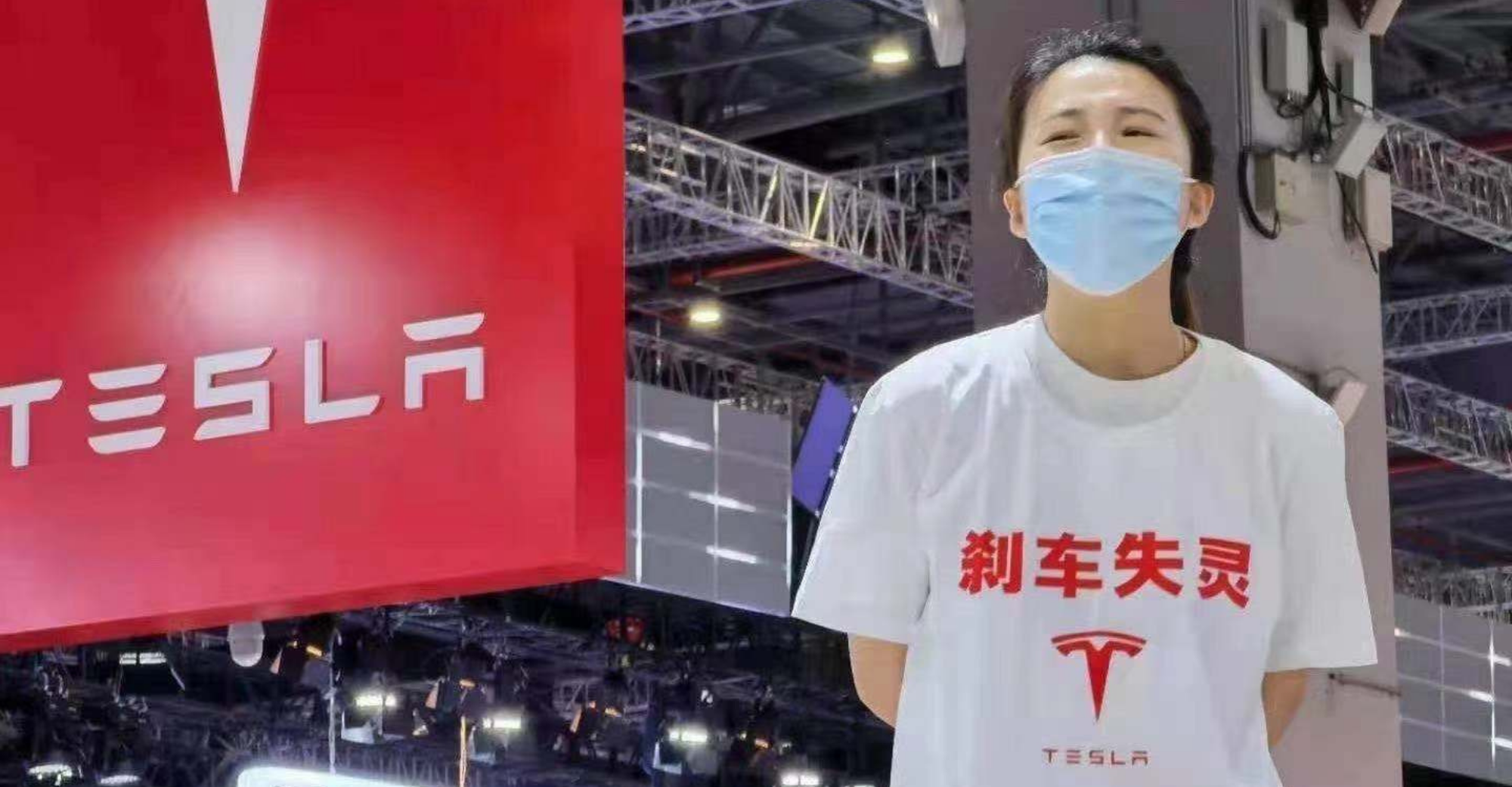 Tesla Retracts its Tough Approach over Customer Complaint Drama in Shanghai Auto Show